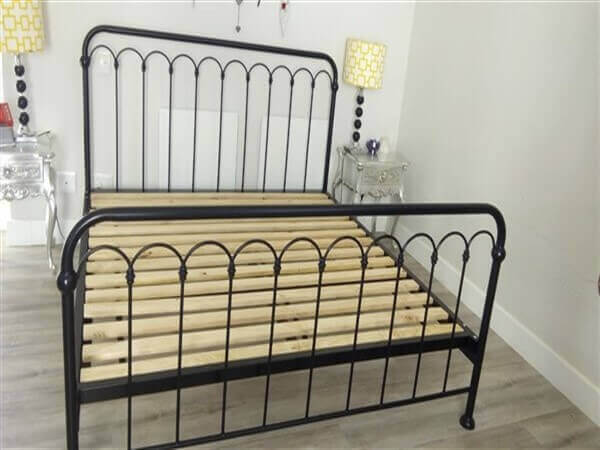 Stella bed image