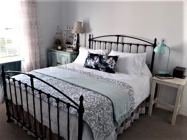 tracy bed image